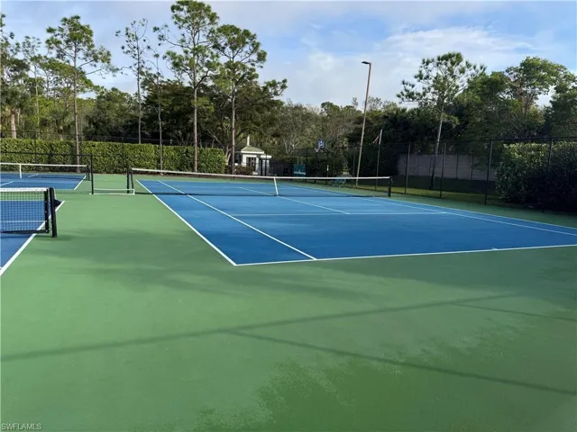 Tennis