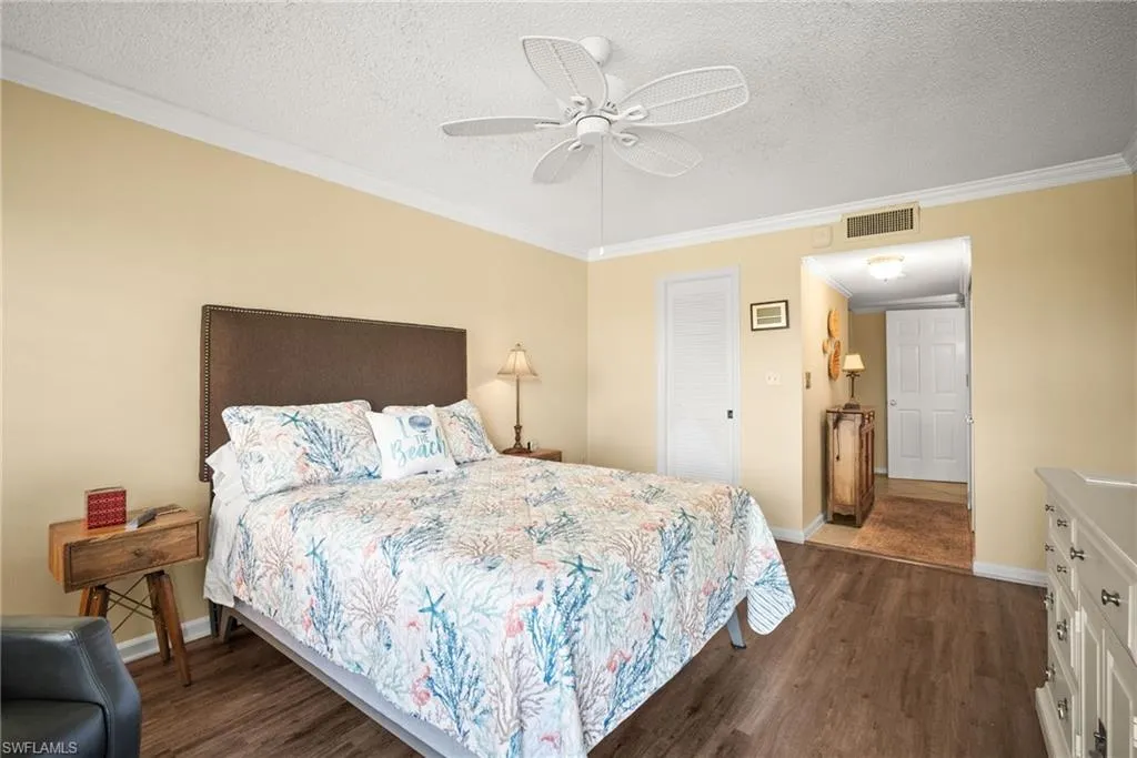 415 Augusta BLVD, Naples, FL 34113,225056553