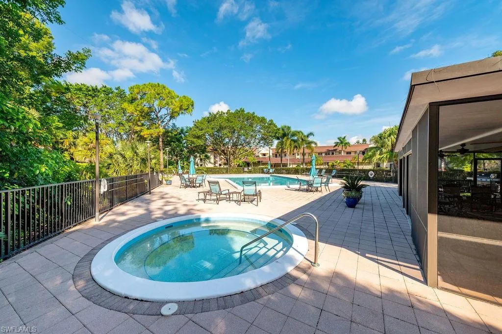 415 Augusta BLVD, Naples, FL 34113,225056553