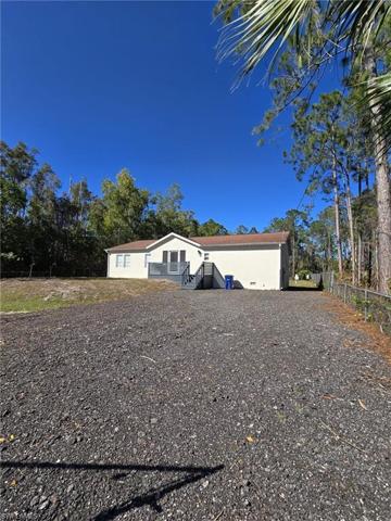 627  Delmonico  ST, LEHIGH ACRES, FL 33974