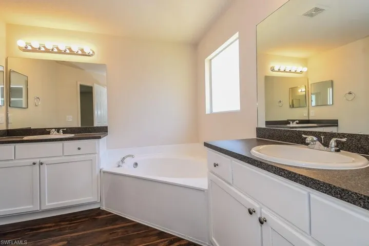 4914 Gary Dr, Fort Myers, Florida 33905