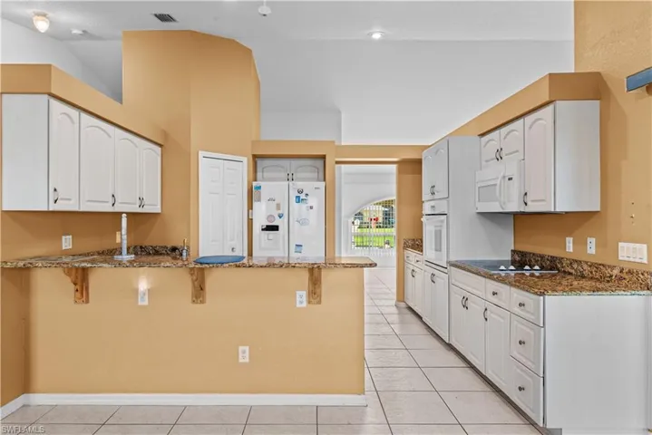 2813 SW 31st  LN, Cape Coral, FL 33914