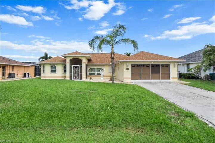 2813 SW 31st  LN, Cape Coral, FL 33914