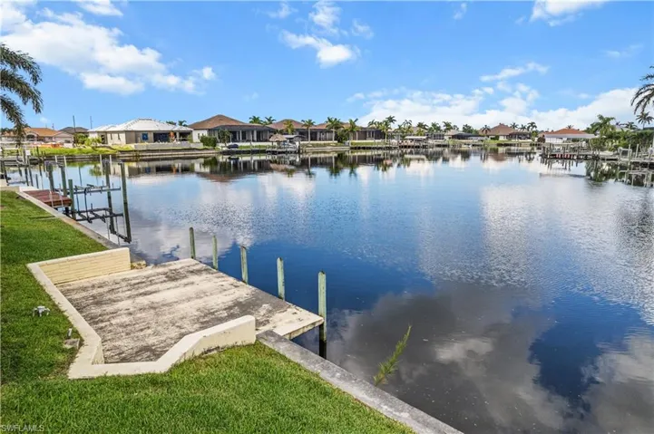 2813 SW 31st  LN, Cape Coral, FL 33914