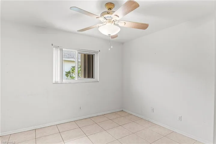 2813 SW 31st  LN, Cape Coral, FL 33914