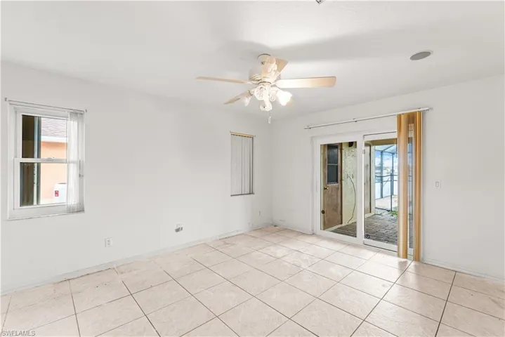 2813 SW 31st  LN, Cape Coral, FL 33914