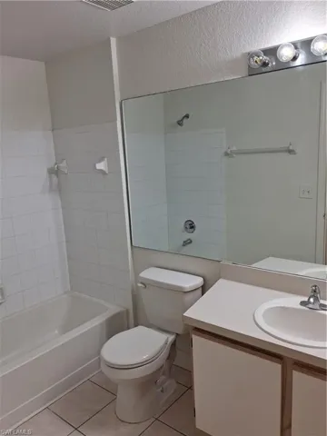 6361  Aragon  WAY, Fort Myers, FL 33966