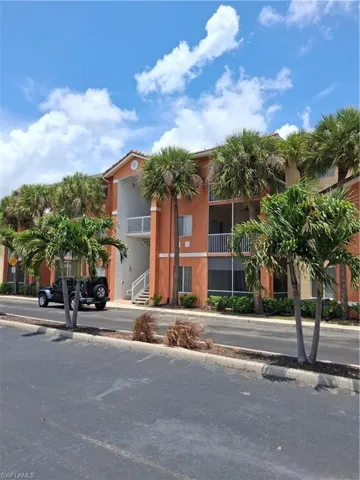 6361  Aragon  WAY, Fort Myers, FL 33966