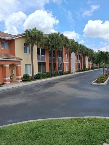 6361  Aragon  WAY, Fort Myers, FL 33966