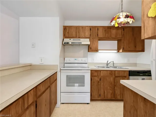 17420 Birchwood Ln 7, Fort Myers, Florida 33908