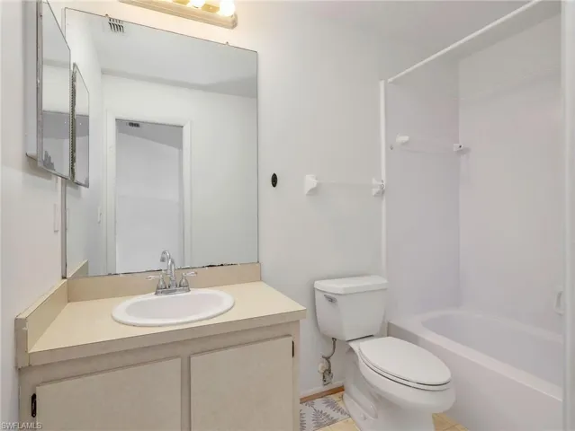17420 Birchwood Ln 7, Fort Myers, Florida 33908