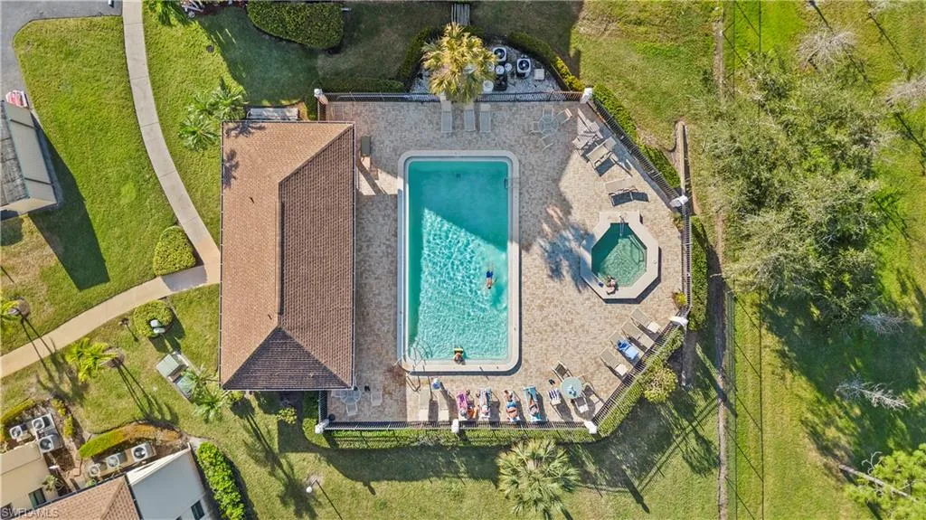 8256 Charter Club CIR, Fort Myers, FL 33919,225038781