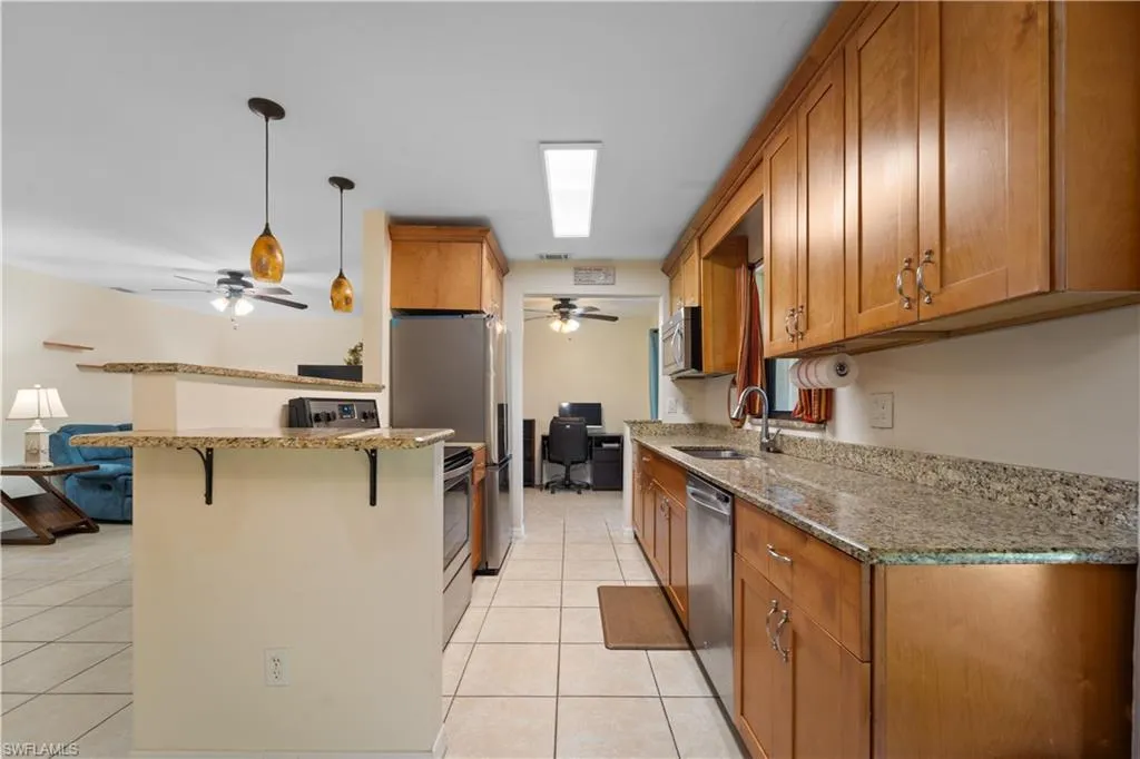 8256 Charter Club CIR, Fort Myers, FL 33919,225038781