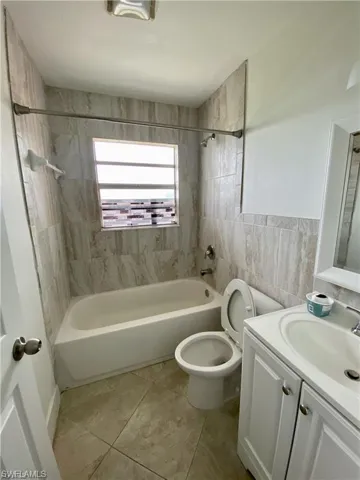 4819 Marine Dr 1, Cape Coral, Florida 33904