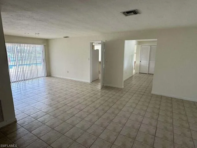 961 Scott Dr, Marco Island, Florida 34145