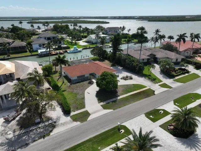 961 Scott Dr, Marco Island, Florida 34145