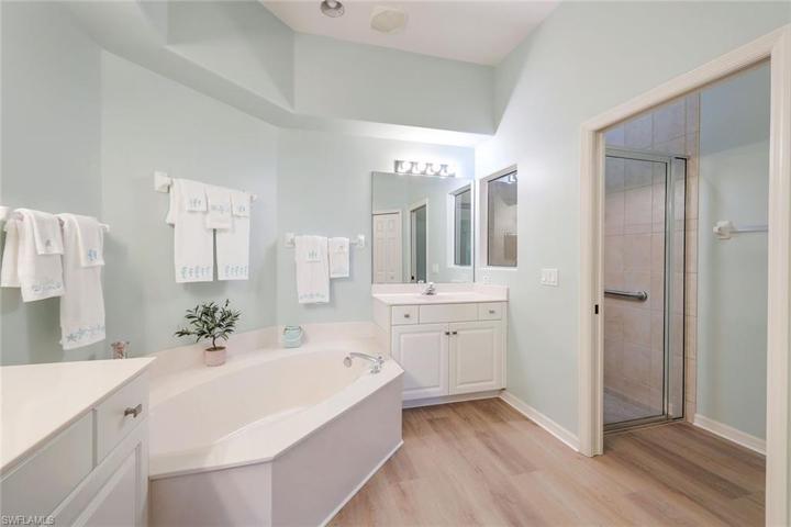 12714  Fox Ridge  DR, Bonita Springs, FL 34135