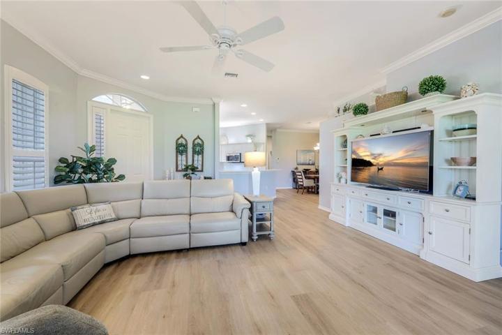 12714  Fox Ridge  DR, Bonita Springs, FL 34135