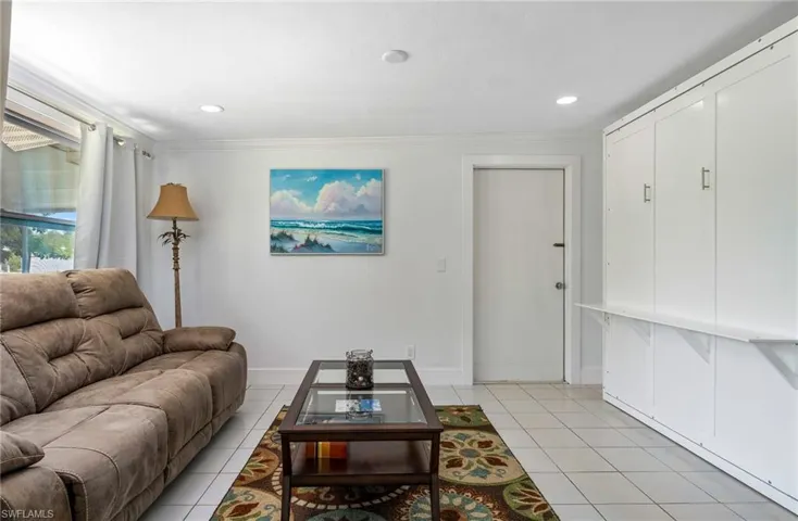 1140  Rainbow  DR, Naples, FL 34104