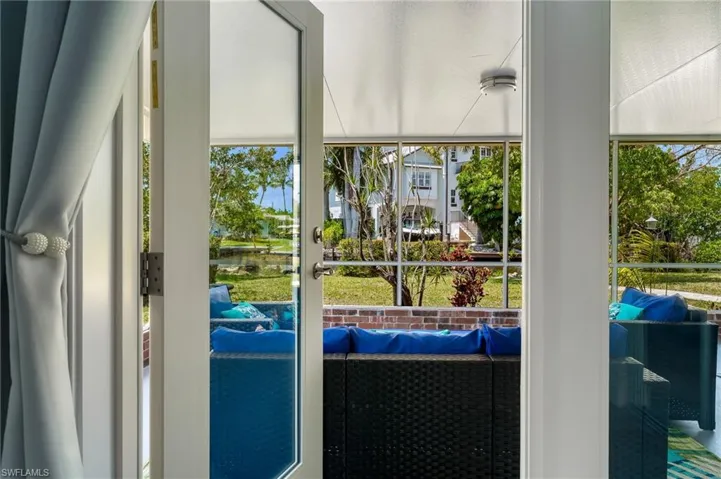 1140  Rainbow  DR, Naples, FL 34104