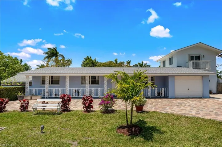 1140  Rainbow  DR, Naples, FL 34104