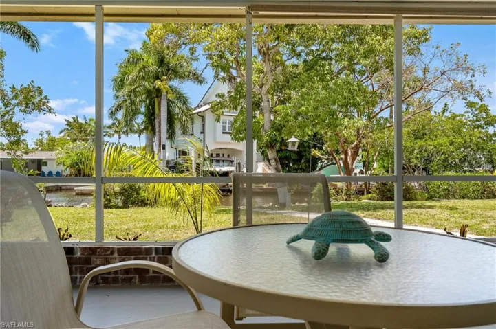 1140  Rainbow  DR, Naples, FL 34104