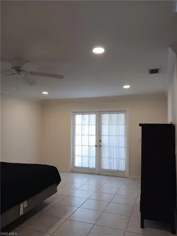 2727 24th Pl, Cape Coral, Florida 33904