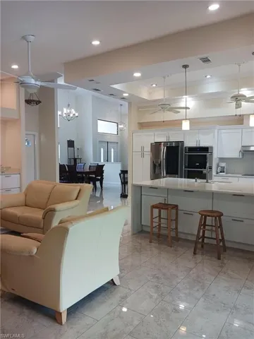 2727 24th Pl, Cape Coral, Florida 33904