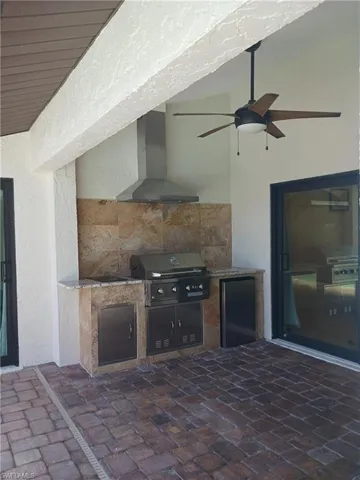 2727 24th Pl, Cape Coral, Florida 33904
