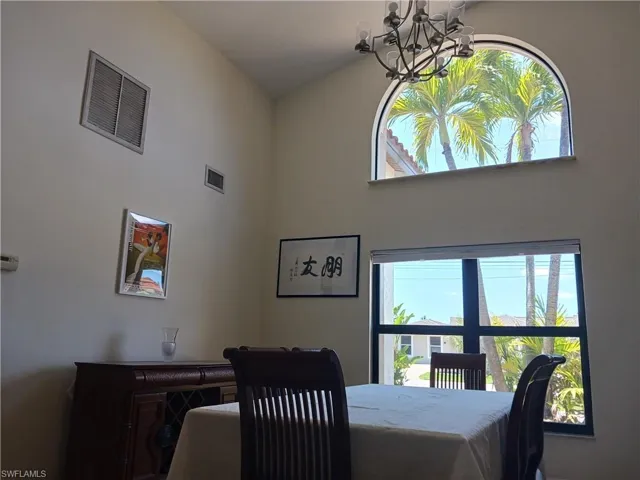 2727 24th Pl, Cape Coral, Florida 33904