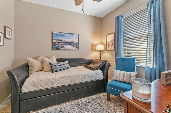 2046  Minneola  ST, Naples, FL 34120