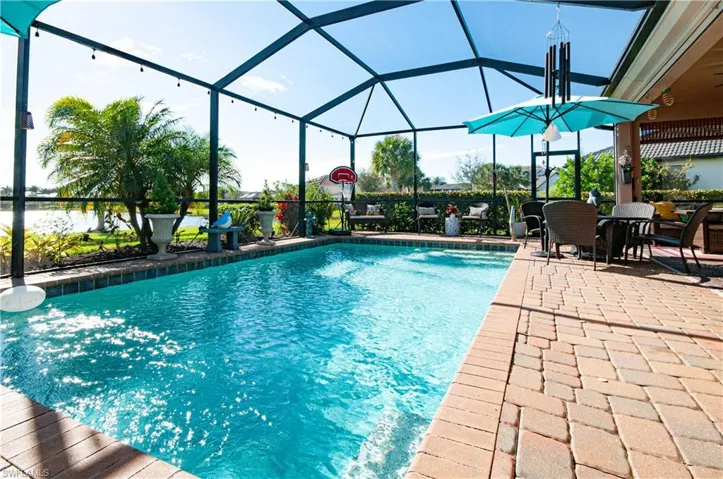 2046  Minneola  ST, Naples, FL 34120