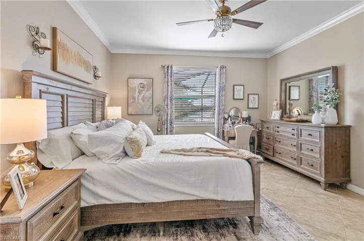 2046  Minneola  ST, Naples, FL 34120
