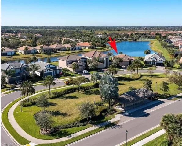 2046  Minneola  ST, Naples, FL 34120