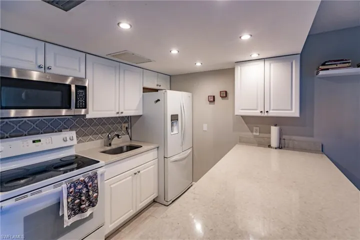 3 Bob O Link Ct B, Naples, Florida 34105