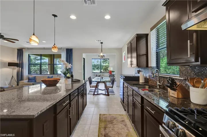 7103 Lily Way, Naples, Florida 34114