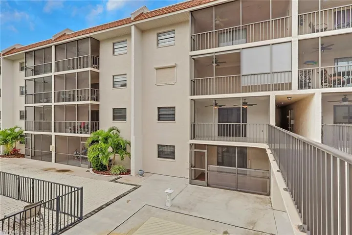 9395 Pennsylvania Ave 25, Bonita Springs, Florida 34135