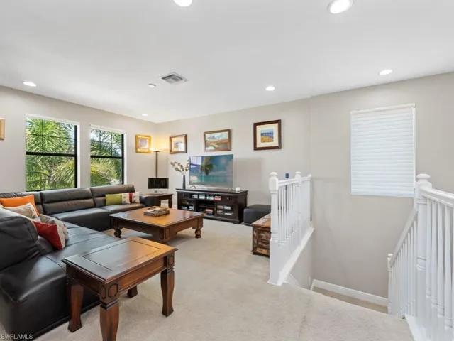 2nd floor family room