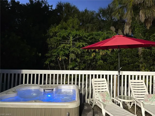 4440  Smugglers  DR, Upper Captiva, FL 33924
