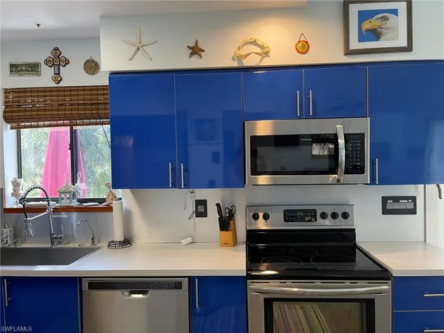 4440  Smugglers  DR, Upper Captiva, FL 33924