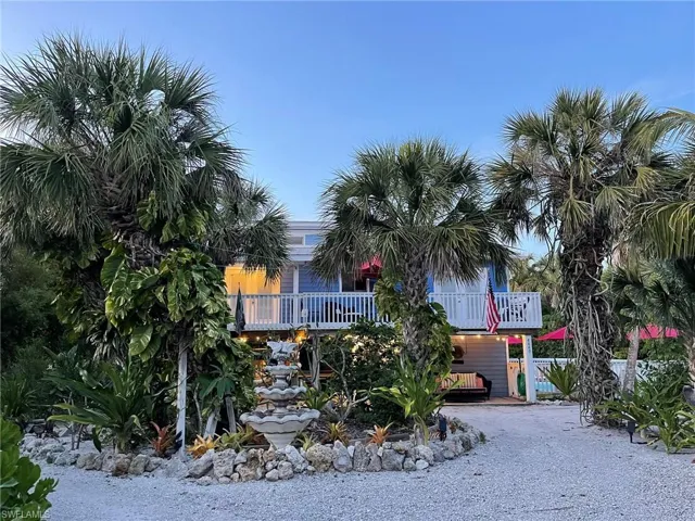4440  Smugglers  DR, Upper Captiva, FL 33924
