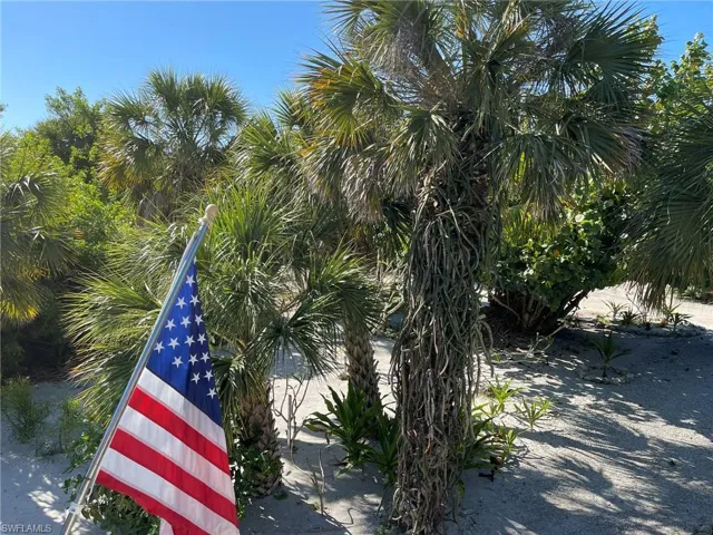 4440  Smugglers  DR, Upper Captiva, FL 33924