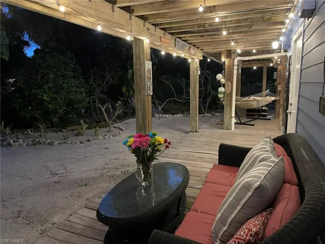 4440  Smugglers  DR, Upper Captiva, FL 33924