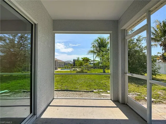 330 SW 31st  ST, Cape Coral, FL 33914