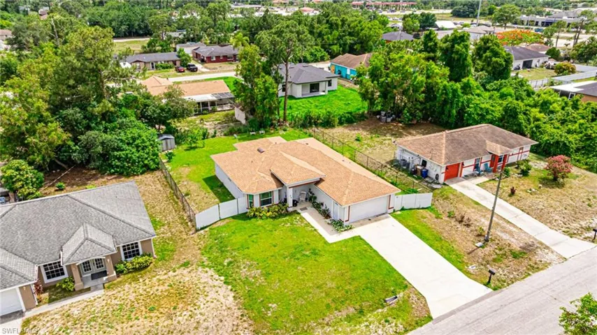 4315  7th W ST, Lehigh Acres, FL 33971