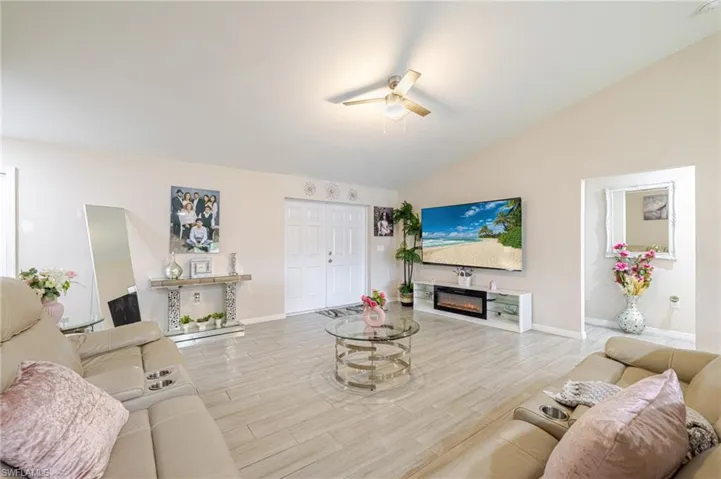 4315  7th W ST, Lehigh Acres, FL 33971