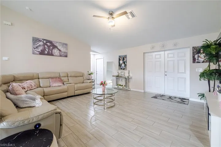 4315  7th W ST, Lehigh Acres, FL 33971