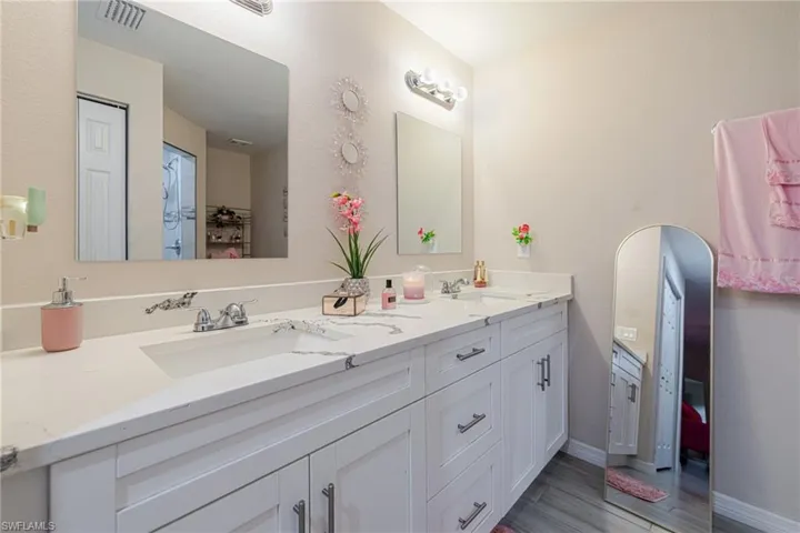 4315  7th W ST, Lehigh Acres, FL 33971
