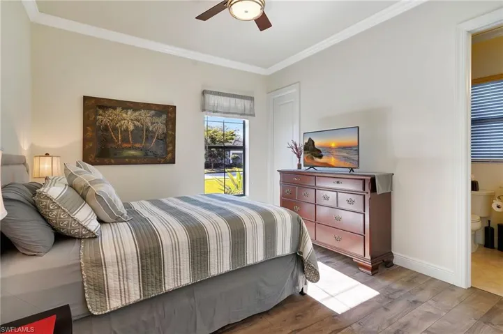 3rd bedroom with ensuite and walk-in closet