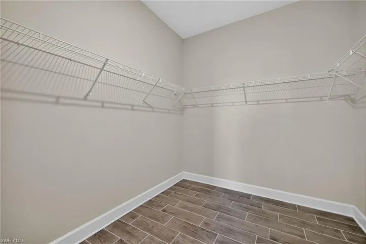 536 Nw 18th Ave, Cape Coral, Florida 33993